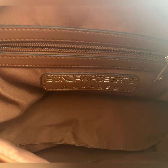 NWT 2 BAGS by SONDRA ROBERTS Convertible Hobo Backpack & Removable Clutch Insert - Picture 10 of 12